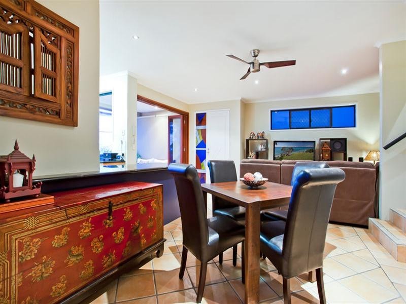 48 Hill Avenue, Burleigh Heads QLD 4220