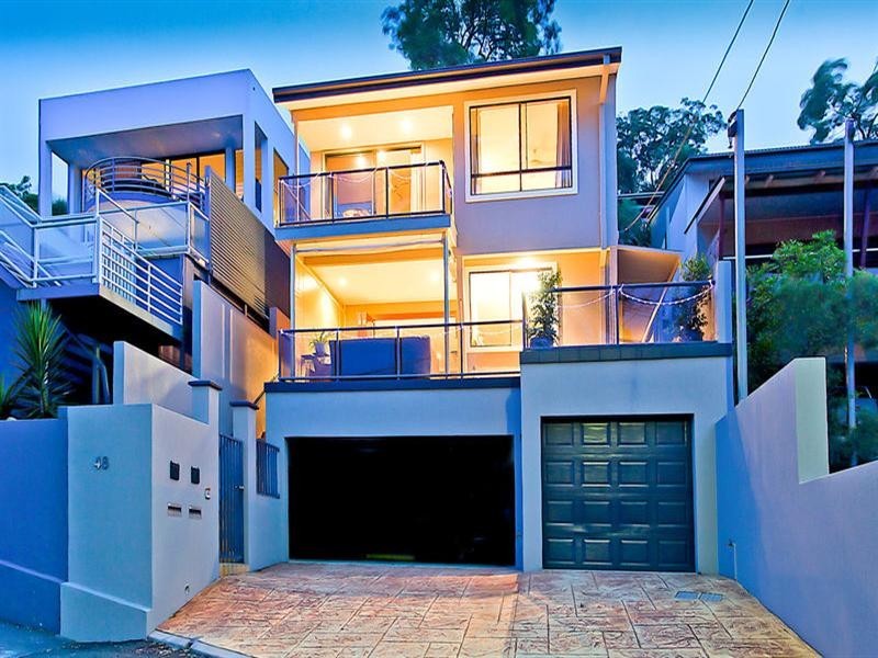 48 Hill Avenue, Burleigh Heads QLD 4220