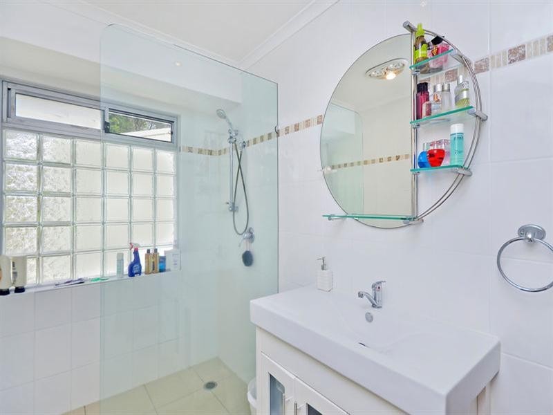 27 McKenzie Drive, Currumbin Waters QLD 4223
