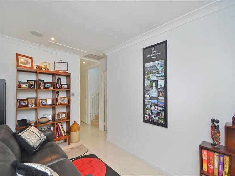 43 Laguna Avenue, Palm Beach QLD 4221