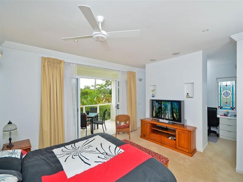43 Laguna Avenue, Palm Beach QLD 4221