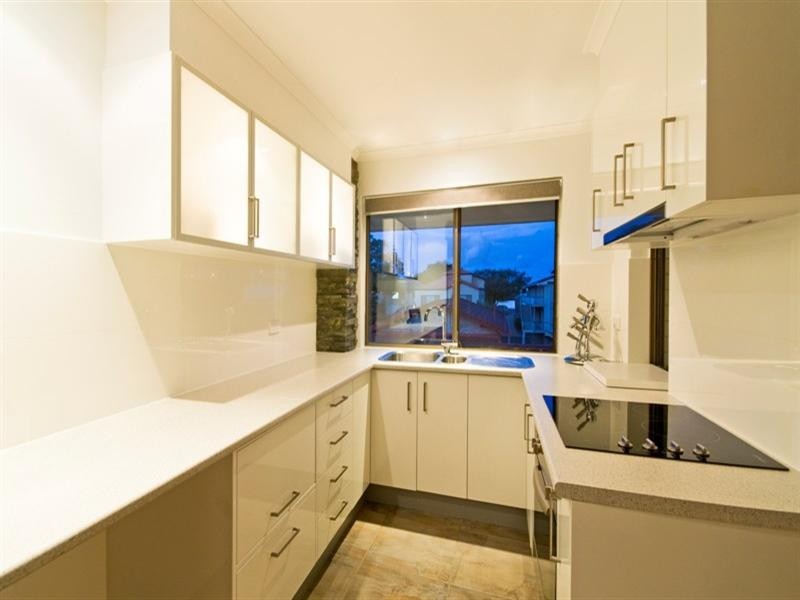 9/14 Brooke Avenue, Palm Beach QLD 4221