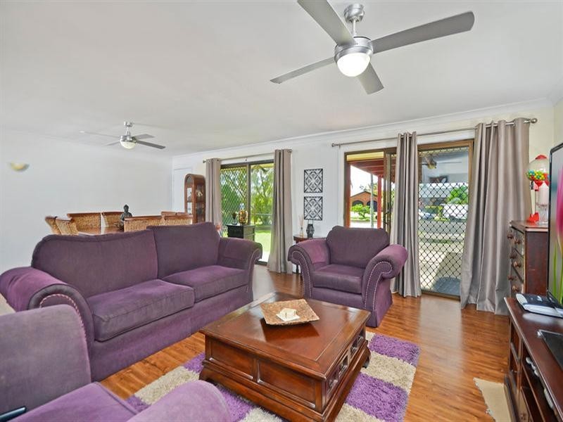 46 Spindle Street, Palm Beach QLD 4221