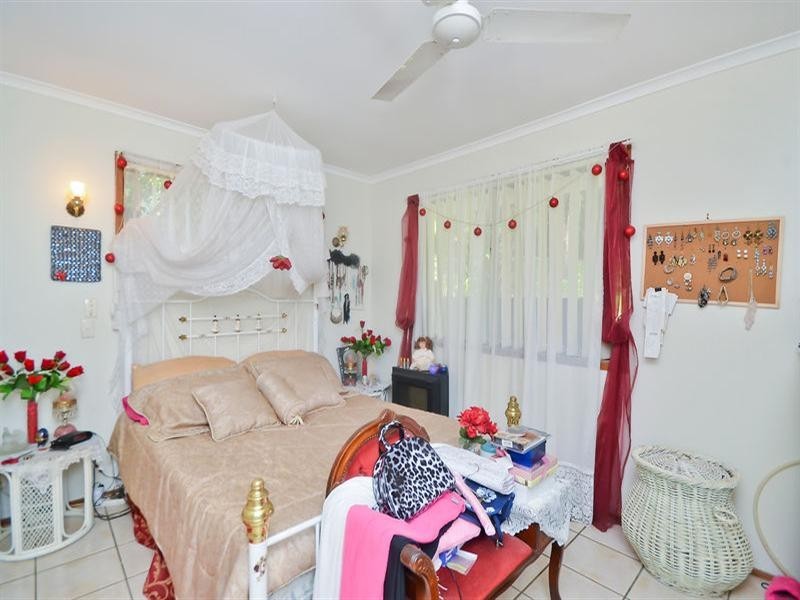 44 Pindari Avenue, Burleigh Heads QLD 4220