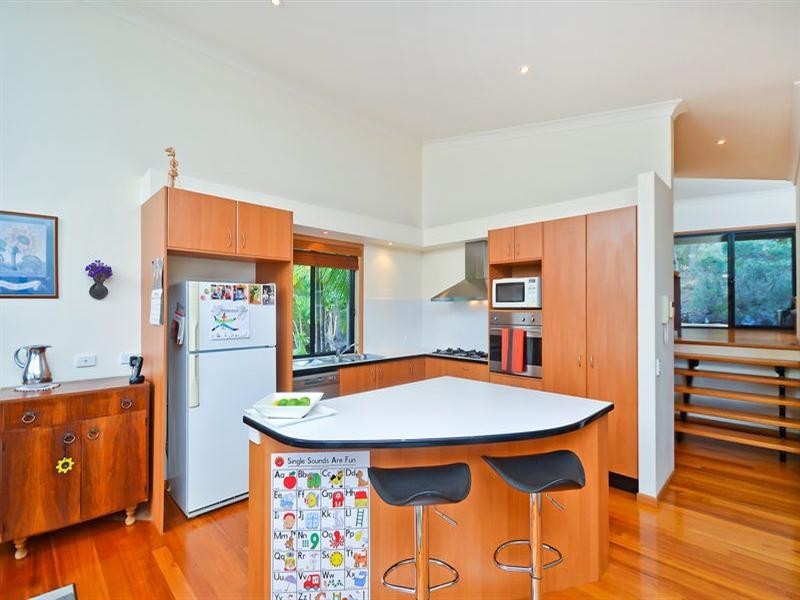 8 Casey Close, Currumbin Waters QLD 4223