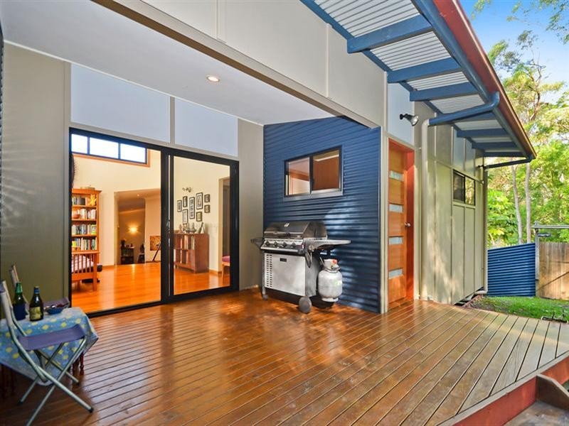 8 Casey Close, Currumbin Waters QLD 4223