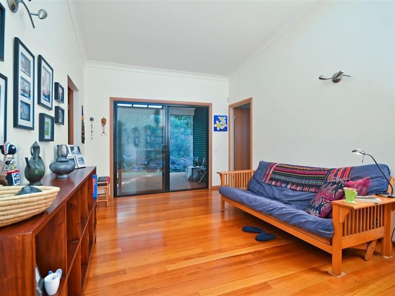 8 Casey Close, Currumbin Waters QLD 4223