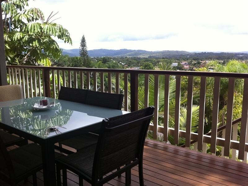 6 Wiluna Court, Elanora QLD 4221