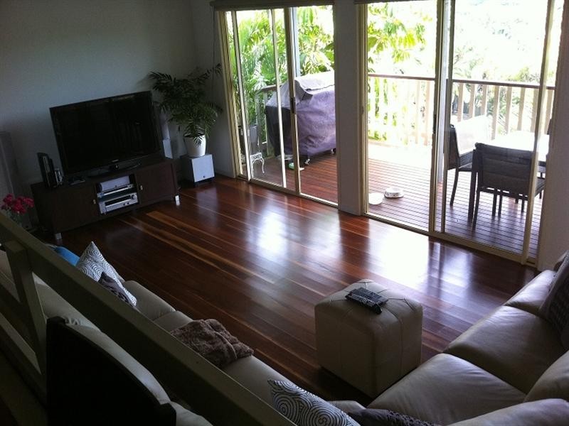6 Wiluna Court, Elanora QLD 4221