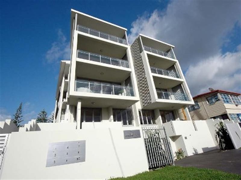 3/160 Jefferson Lane, Palm Beach QLD 4221