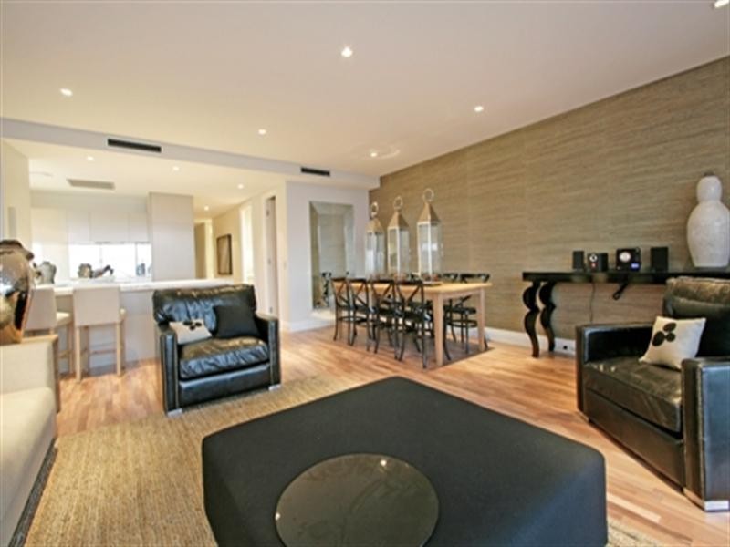 3/160 Jefferson Lane, Palm Beach QLD 4221