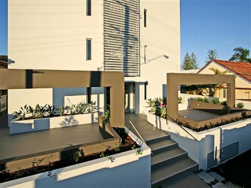 3/160 Jefferson Lane, Palm Beach QLD 4221