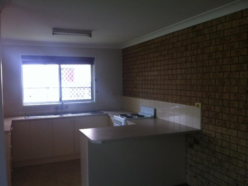 2/21 Bali Avenue, Palm Beach QLD 4221