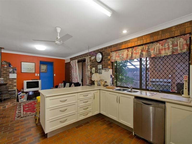 52 KP McGrath Drive, Elanora QLD 4221