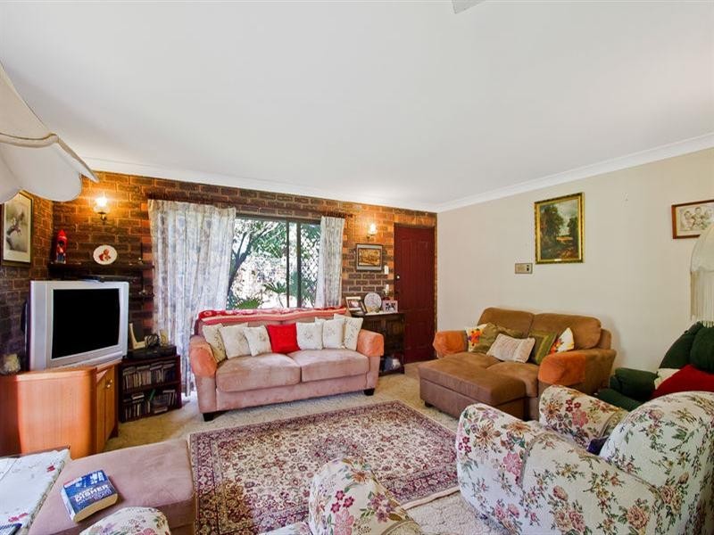 52 KP McGrath Drive, Elanora QLD 4221