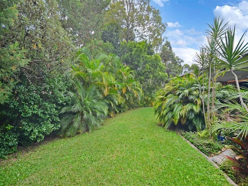 18 Brigantine Court, Currumbin Waters QLD 4223