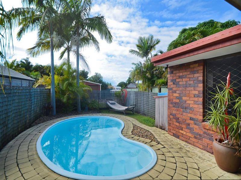 14 Kentia Court, Elanora QLD 4221