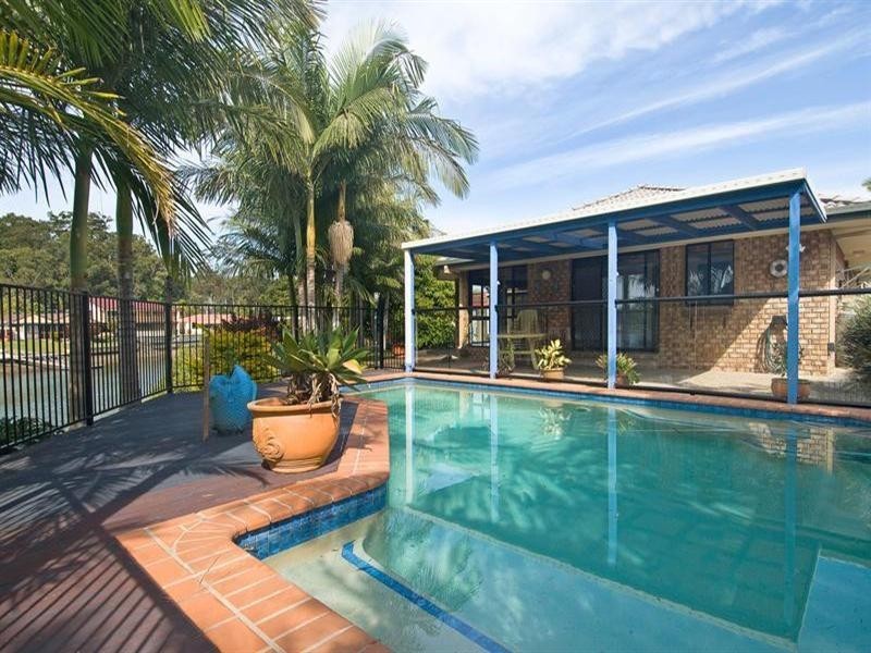 17 Chauvel Court, Currumbin Waters QLD 4223
