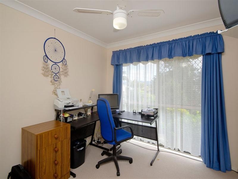 34 Currant Street, Elanora QLD 4221