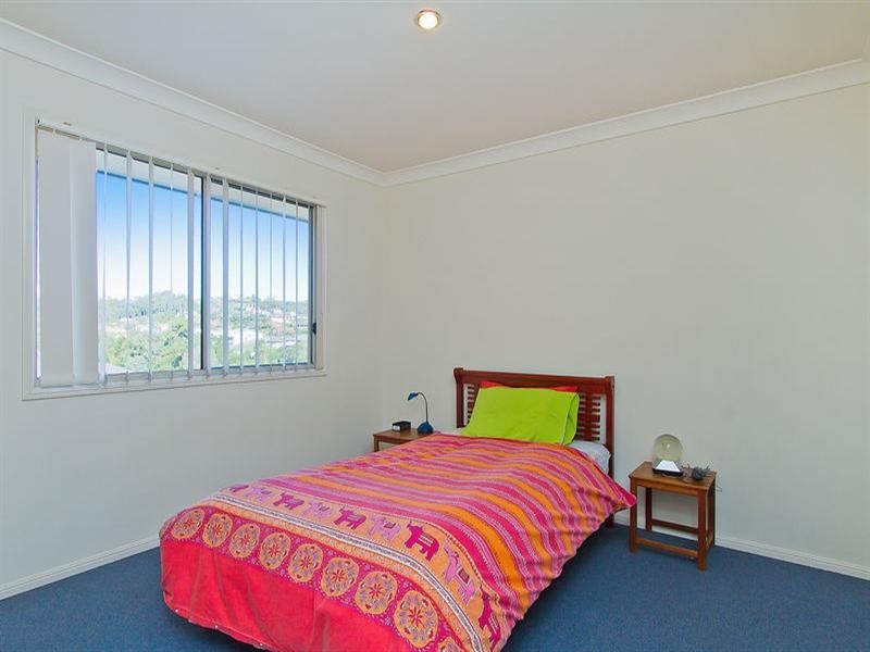 1/39 McRae Circuit, Pacific Pines QLD 4211