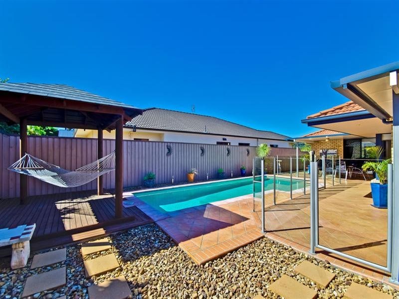 21 Baekea Drive, Elanora QLD 4221