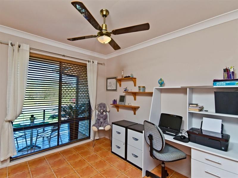 21 Baekea Drive, Elanora QLD 4221