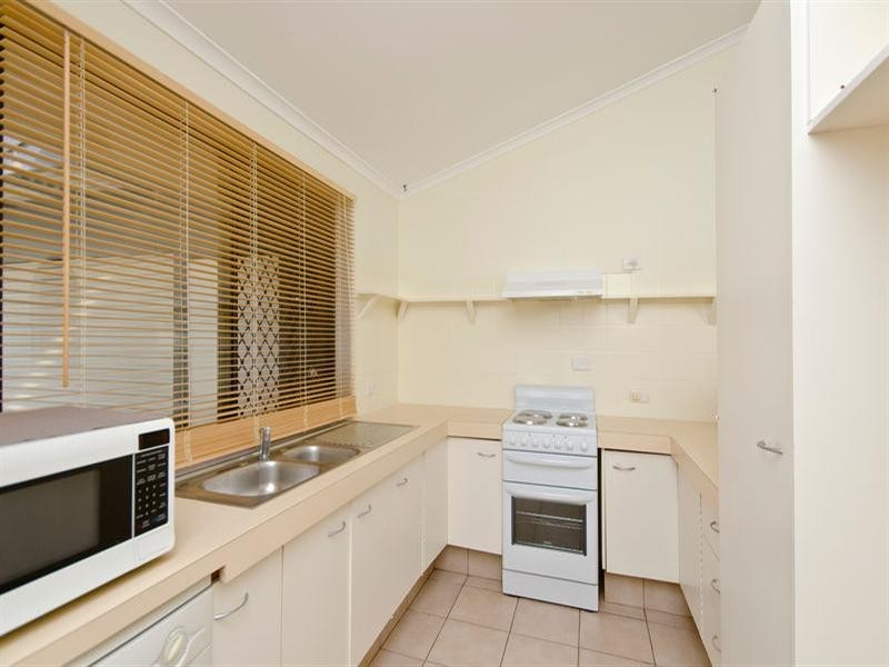 2/3 Daisy Street, Elanora QLD 4221