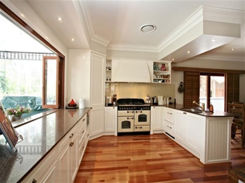 38 Whitsunday Drive, Currumbin Waters QLD 4223