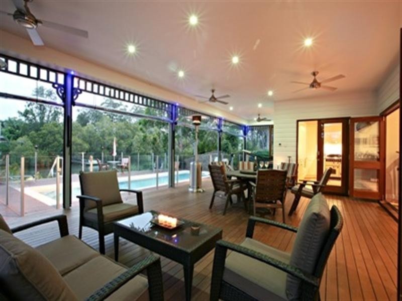 38 Whitsunday Drive, Currumbin Waters QLD 4223