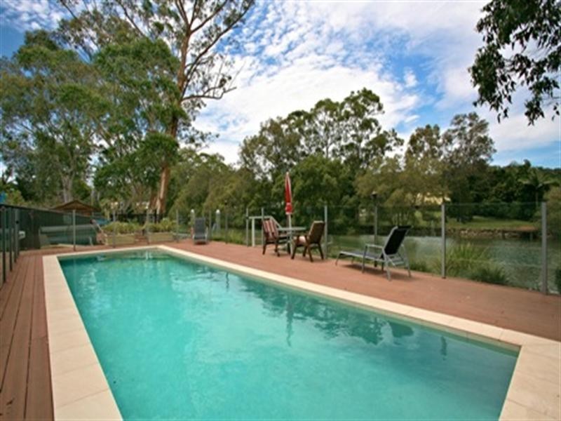 38 Whitsunday Drive, Currumbin Waters QLD 4223