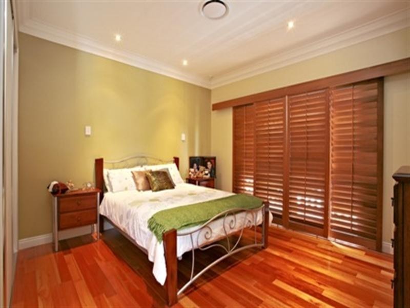 38 Whitsunday Drive, Currumbin Waters QLD 4223