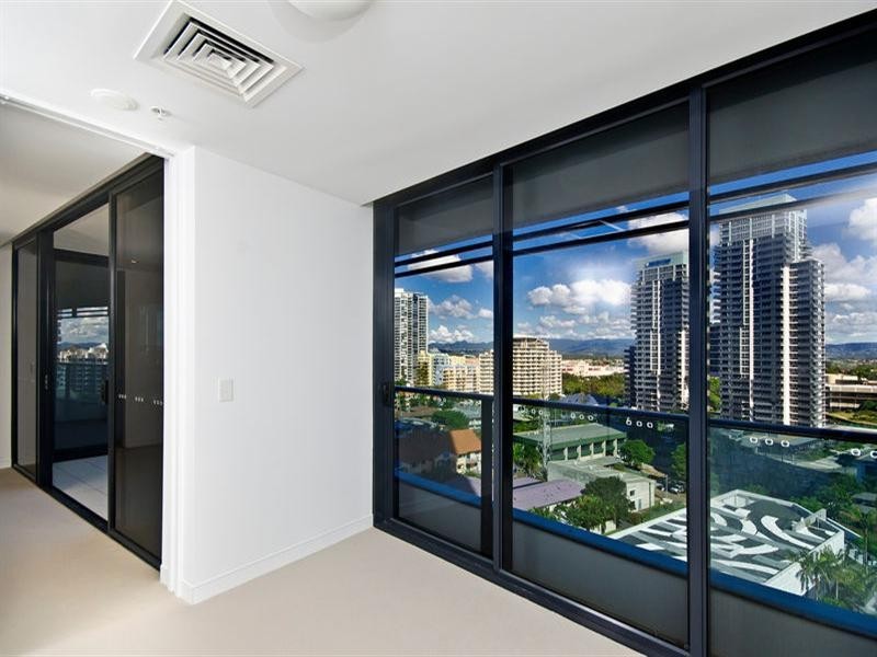 1008/4 Charles Avenue, Broadbeach QLD 4218