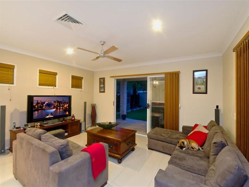 23 Twelfth Avenue, Palm Beach QLD 4221