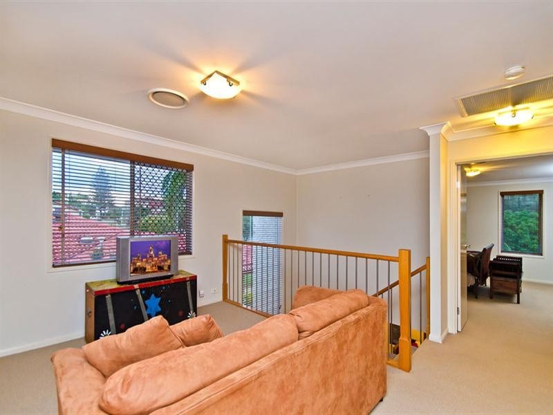 23 Twelfth Avenue, Palm Beach QLD 4221