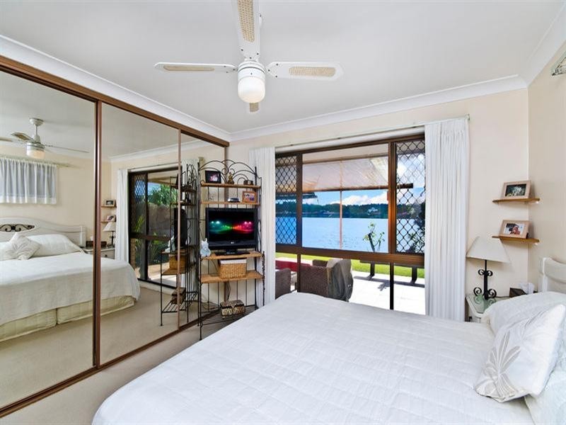 43 Ironbark Street, Elanora QLD 4221