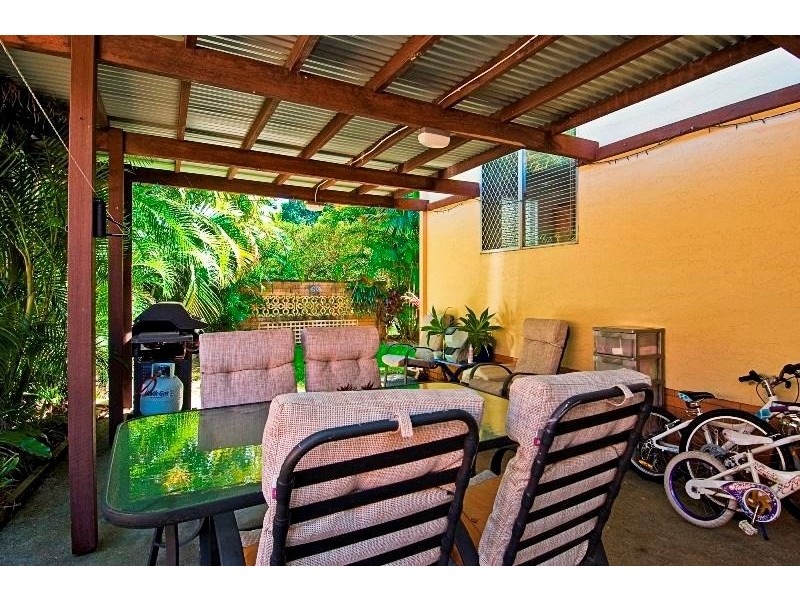 5 Celebes Avenue, Palm Beach QLD 4221