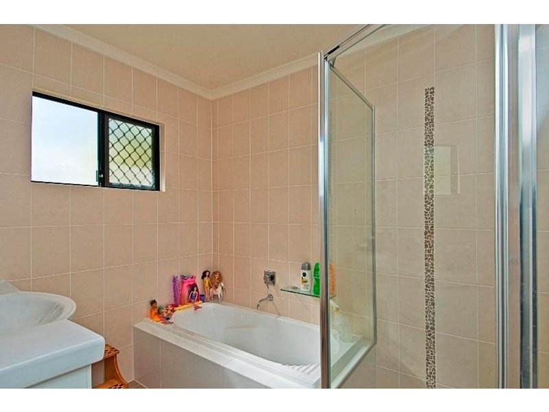 5 Celebes Avenue, Palm Beach QLD 4221