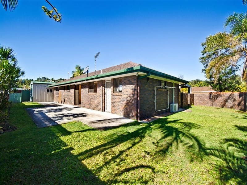 2 Amadeus Street, Elanora QLD 4221