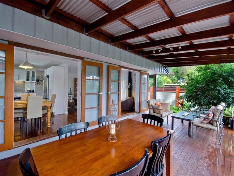 53 Manus Avenue Crn of Tahiti Avenue, Palm Beach QLD 4221