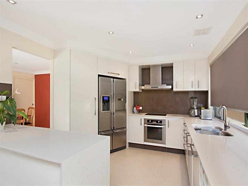 52 Jarrahdale Drive, Elanora QLD 4221