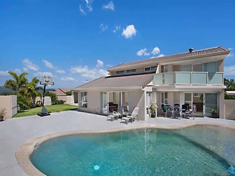 52 Jarrahdale Drive, Elanora QLD 4221