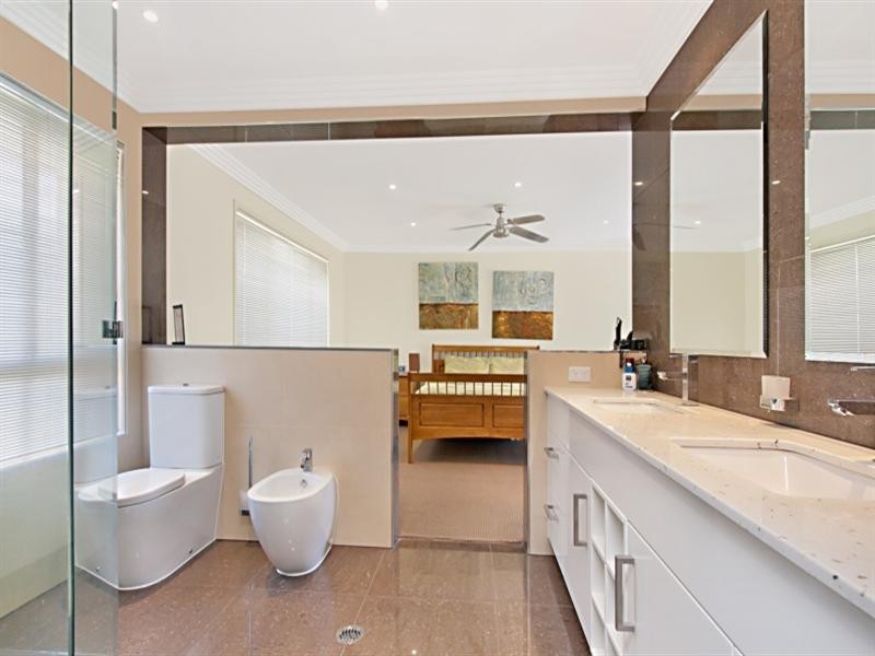 52 Jarrahdale Drive, Elanora QLD 4221