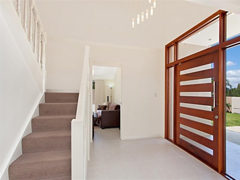 52 Jarrahdale Drive, Elanora QLD 4221