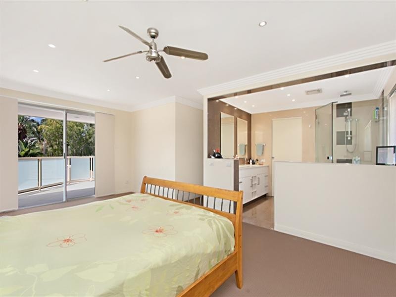 52 Jarrahdale Drive, Elanora QLD 4221