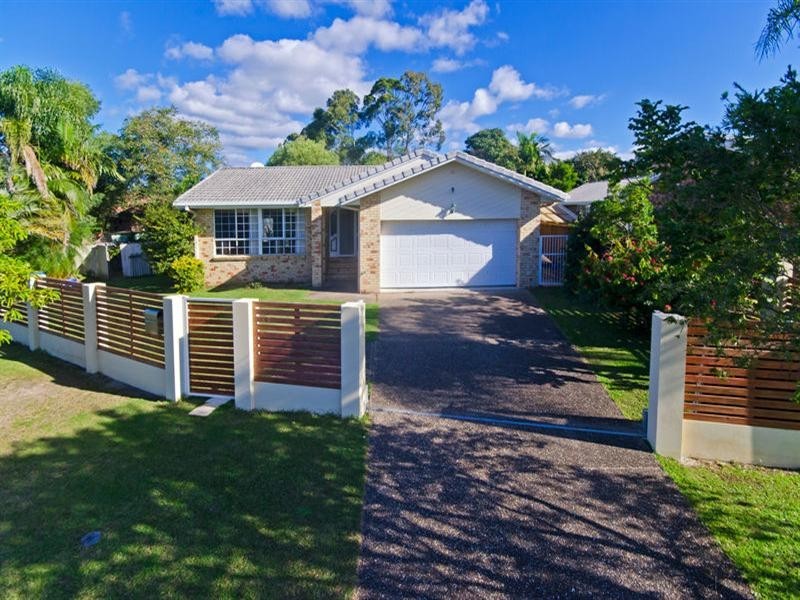 23 Nollamara Drive, Elanora QLD 4221