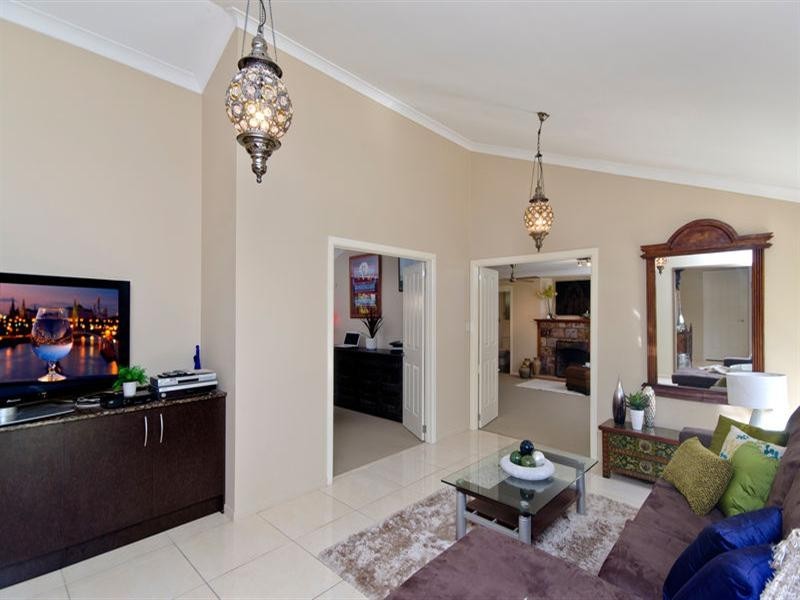 11 Bradman Drive, Currumbin Valley QLD 4223