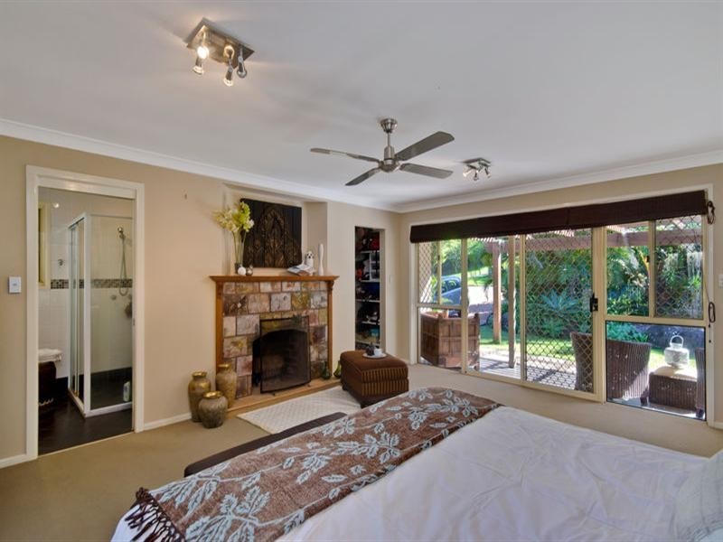 11 Bradman Drive, Currumbin Valley QLD 4223