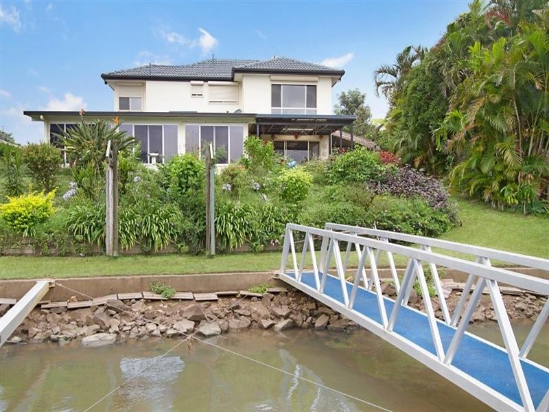 270 Nineteenth Avenue, Elanora QLD 4221