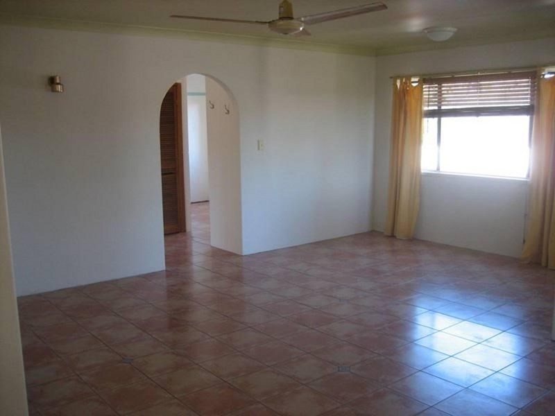 2/35 Laguna Avenue, Palm Beach QLD 4221