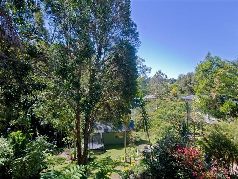 8 Karawatha Drive, Currumbin Waters QLD 4223